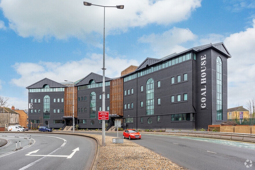 10 Dumfries Pl, Cardiff for lease - Building Photo - Image 2 of 26