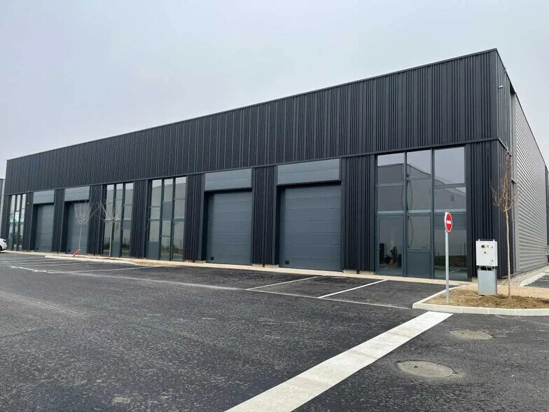 161 Allée Des Peupliers, Trévoux for sale - Building Photo - Image 3 of 10