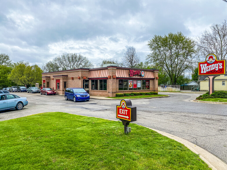 1428 Capital Ave, Battle Creek, MI for sale - Building Photo - Image 1 of 1