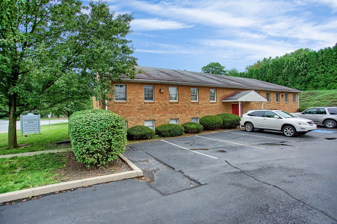 1517 Cedar Cliff Dr, Camp Hill, PA 17011