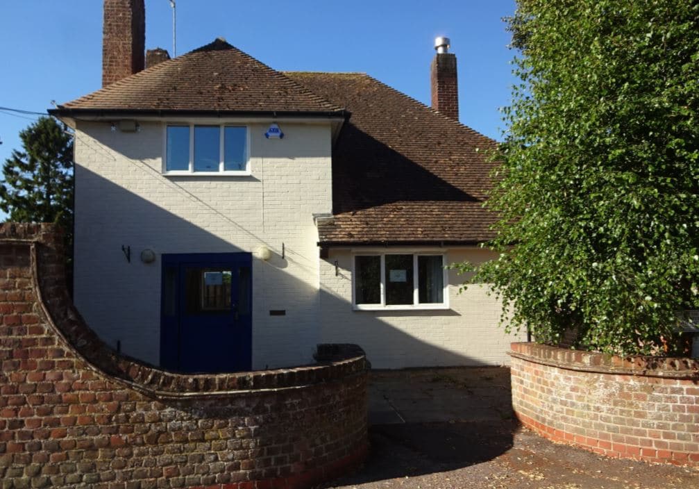 High St, Stockbridge for sale Primary Photo- Image 1 of 1