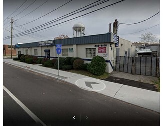 More details for 610 Oak St, Copiague, NY - Industrial for Sale