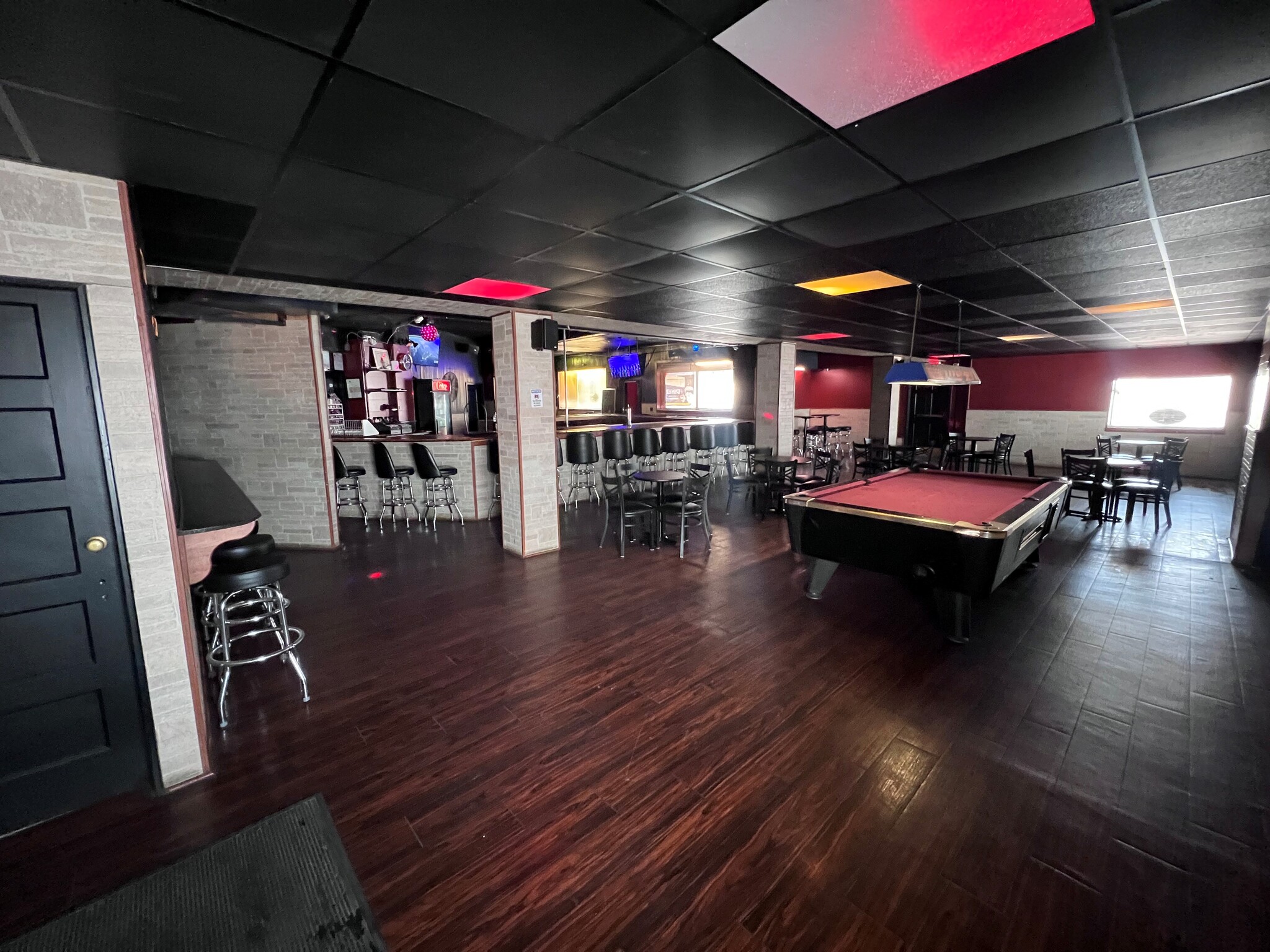 4215 E Monument St, Baltimore, MD 21205 Sports & Entertainment for