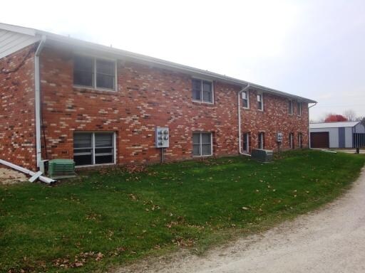 1007-1009 Green Ridge Ave, Earlville, IL for sale - Building Photo - Image 3 of 12