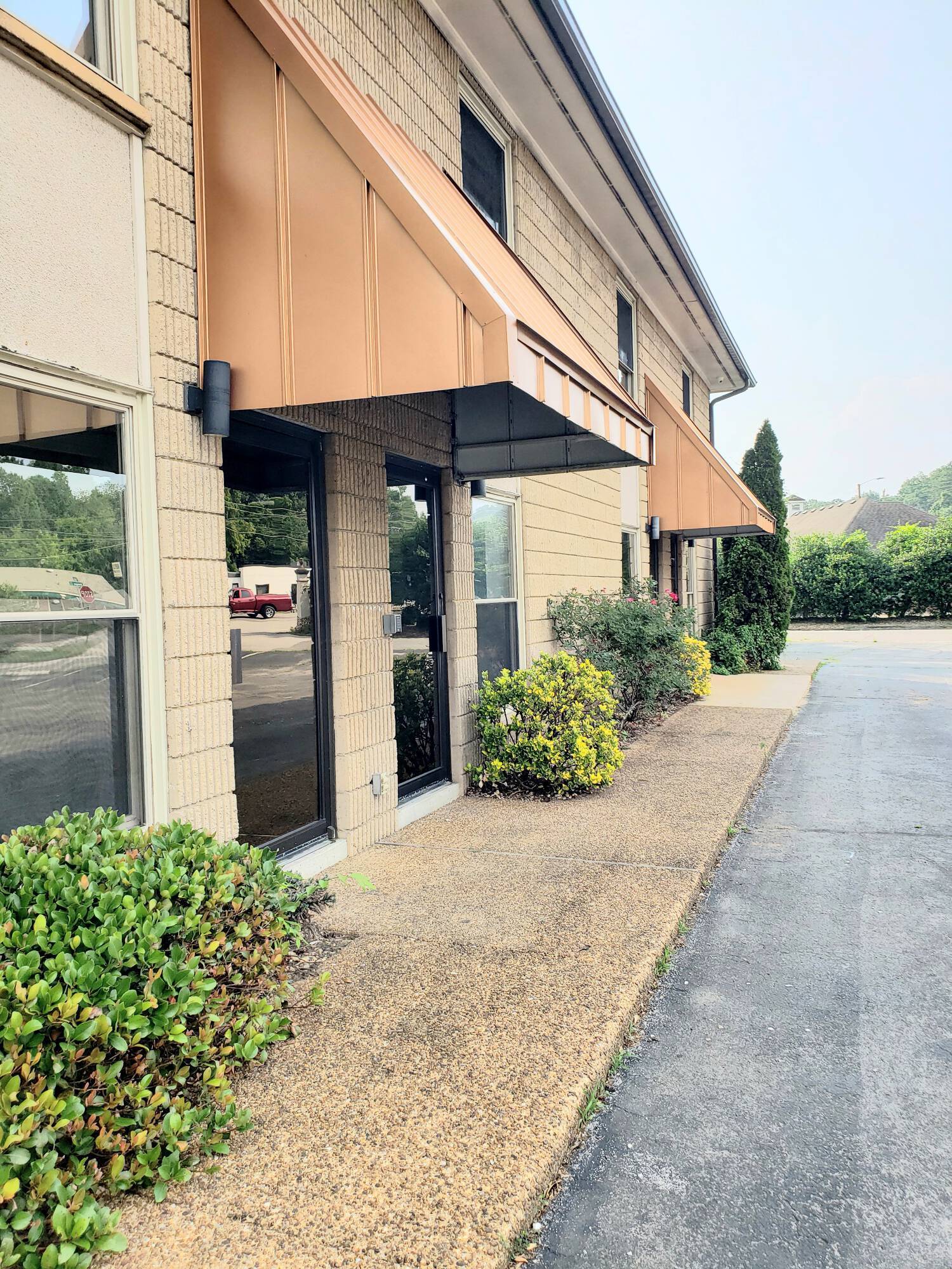 4548 Brainerd Rd, Chattanooga, TN for sale Building Photo- Image 1 of 1