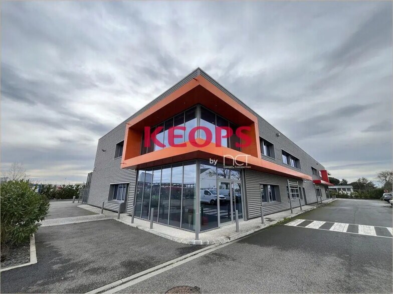 Flex in Colomiers for lease - Building Photo - Image 2 of 11