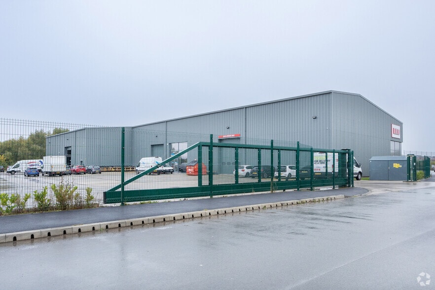 4-6 William Nadin Way, Swadlincote for sale - Primary Photo - Image 1 of 1