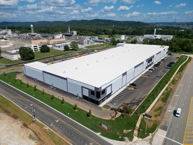 4546 N Access Rd, Chattanooga, TN for lease - Building Photo - Image 2 of 6