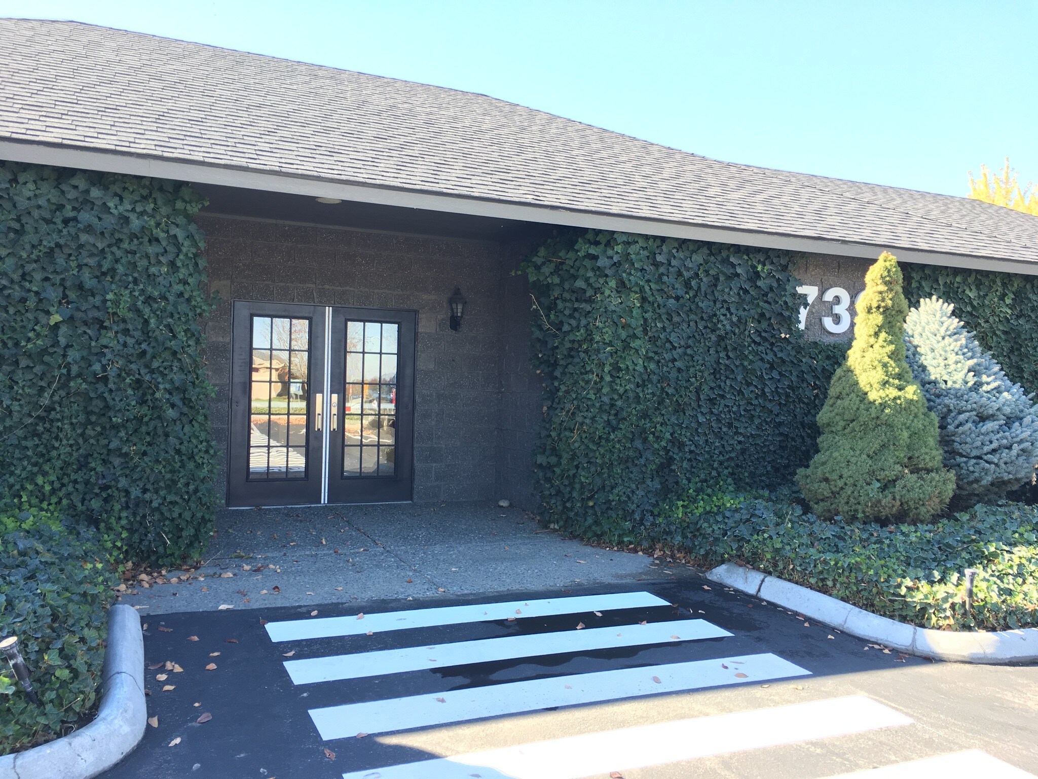 732 N Center Pky, Kennewick, WA for sale Building Photo- Image 1 of 1