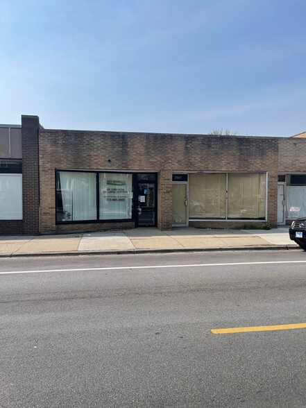 2925 W Touhy Ave, Chicago, IL for sale - Primary Photo - Image 1 of 1