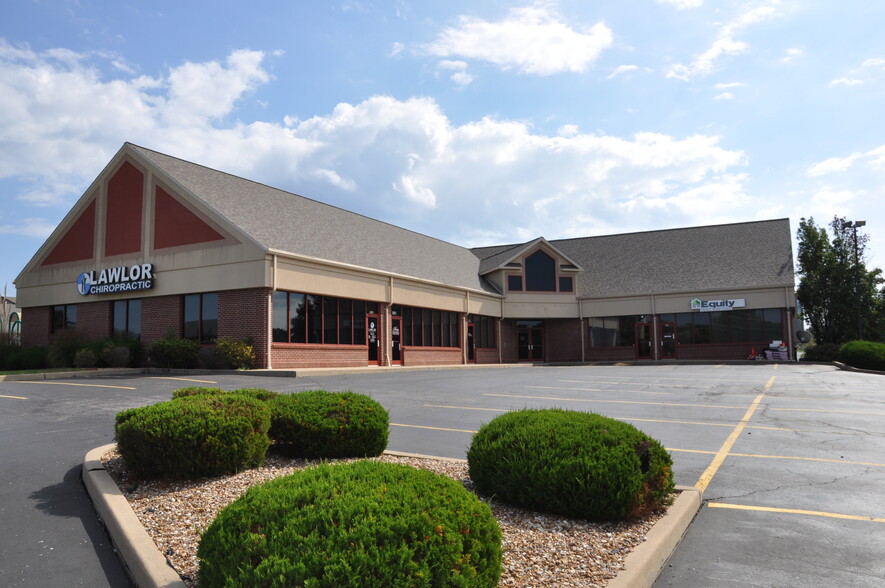 6020-6038 Weldon Spring Pky, Weldon Spring, MO for lease - Primary Photo - Image 1 of 12