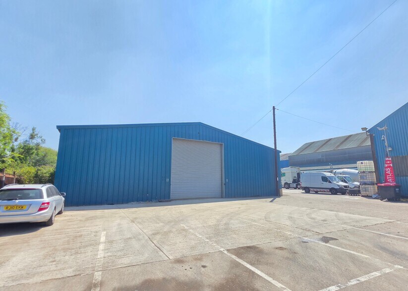 3 Askern Rd, Doncaster for lease - Building Photo - Image 2 of 5