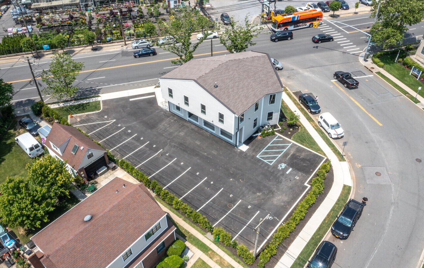 441 Franklin Ave, Franklin Square, NY 11010