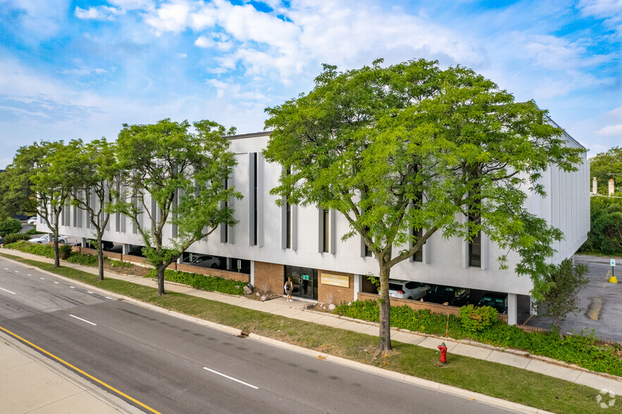 10024 Skokie Blvd, Skokie, IL for lease - Building Photo - Image 2 of 8