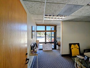 7590 Fay Ave, La Jolla, CA for lease Interior Photo- Image 2 of 6