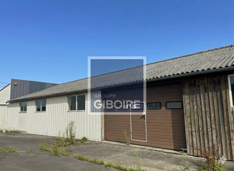 Industrial in Langan for sale - Building Photo - Image 1 of 12