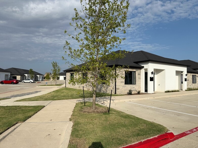 6000 Alma Rd, McKinney, TX for lease - Building Photo - Image 2 of 42