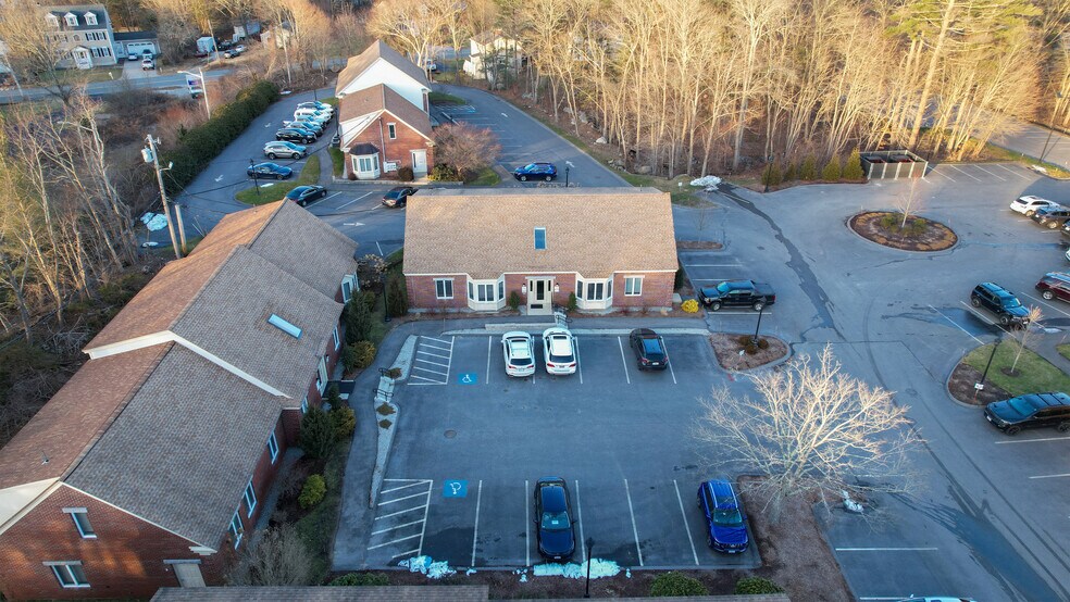 175 38-39 Derby St, Hingham, MA for lease - Building Photo - Image 2 of 10