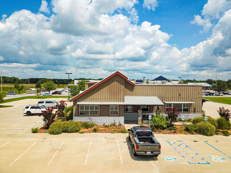 3451 Highway 412 E, Siloam Springs, AR for sale - Primary Photo - Image 1 of 1