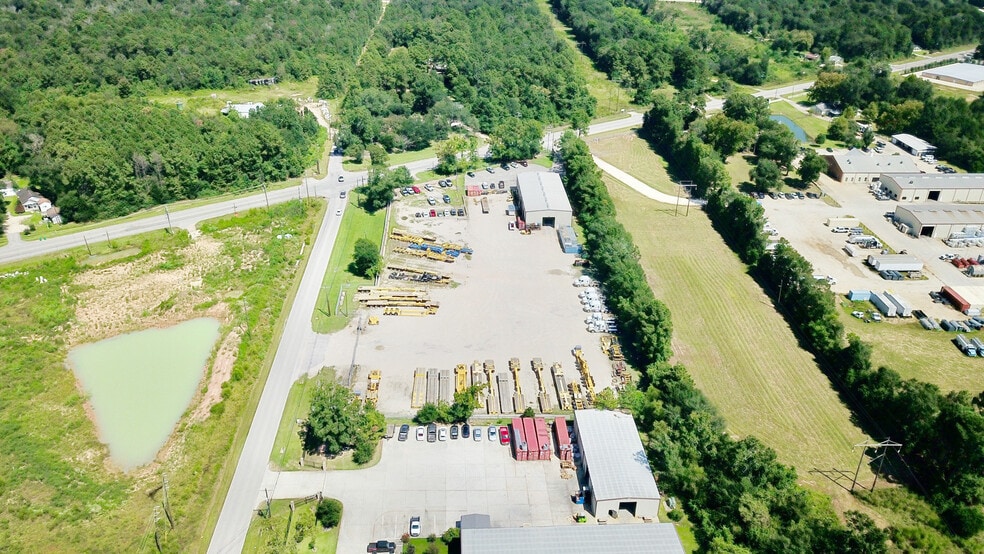 1120 FM 3083, Conroe, TX for lease - Building Photo - Image 3 of 7