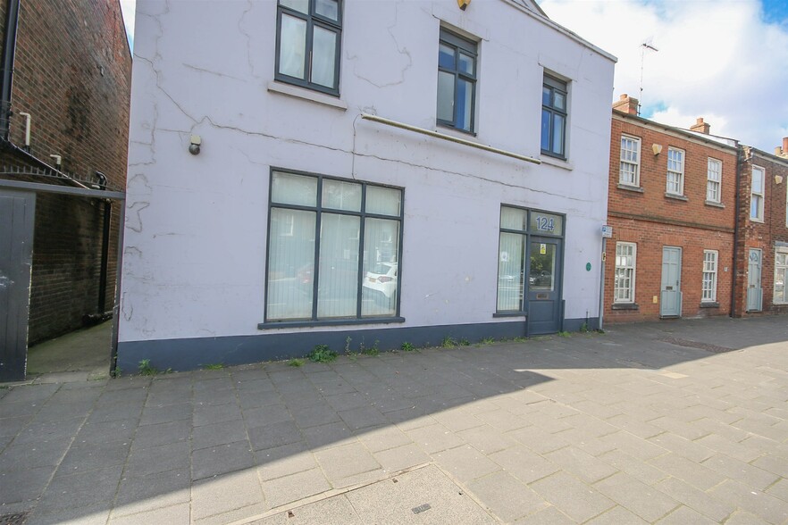 124 London Rd, Kings Lynn for lease - Building Photo - Image 1 of 9