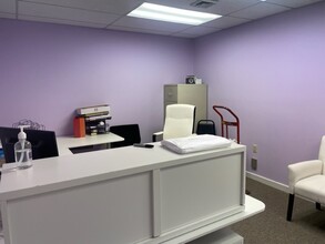 3 Plaza Dr, Toms River, NJ for lease Interior Photo- Image 2 of 8