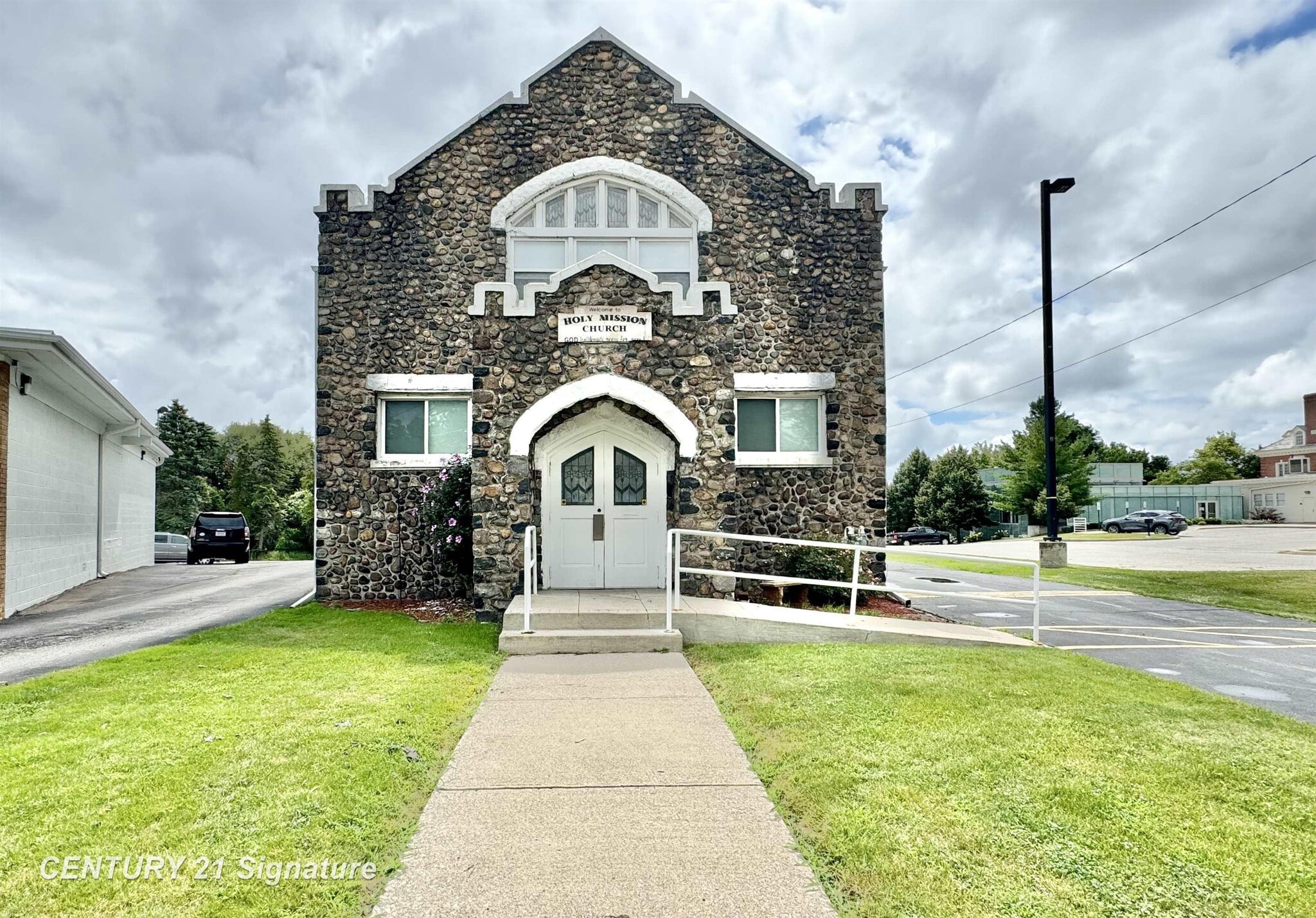 1214 N Michigan Ave, Saginaw, MI for sale Primary Photo- Image 1 of 18