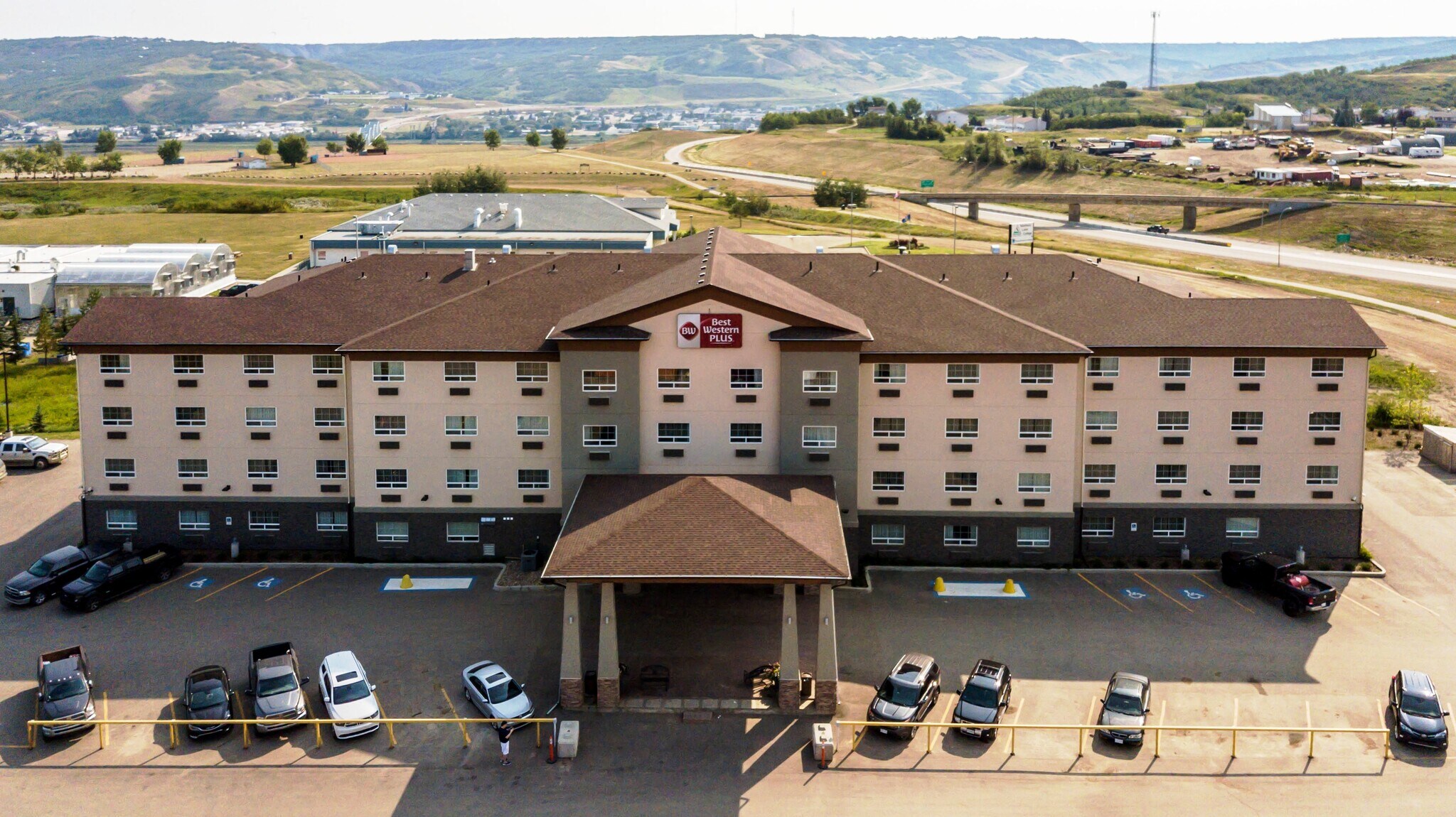 8016 99 Ave, Peace River, AB for sale Primary Photo- Image 1 of 1