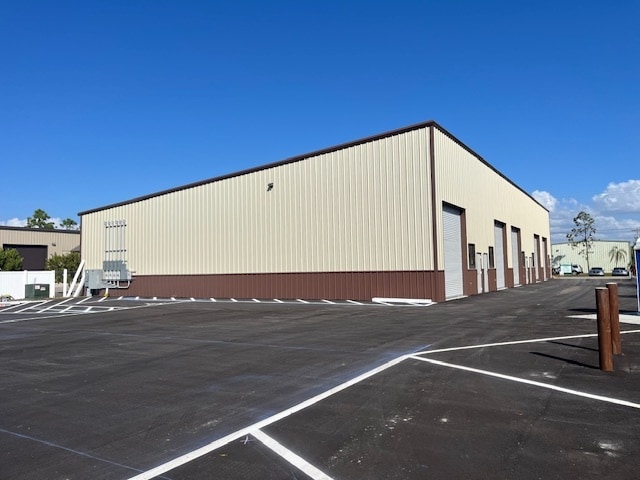 2644 NE 9th Ave, Cape Coral, FL for lease - Building Photo - Image 2 of 2