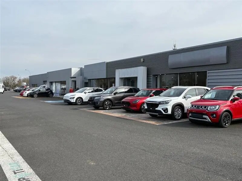 Flex in Blois for lease Building Photo- Image 1 of 4