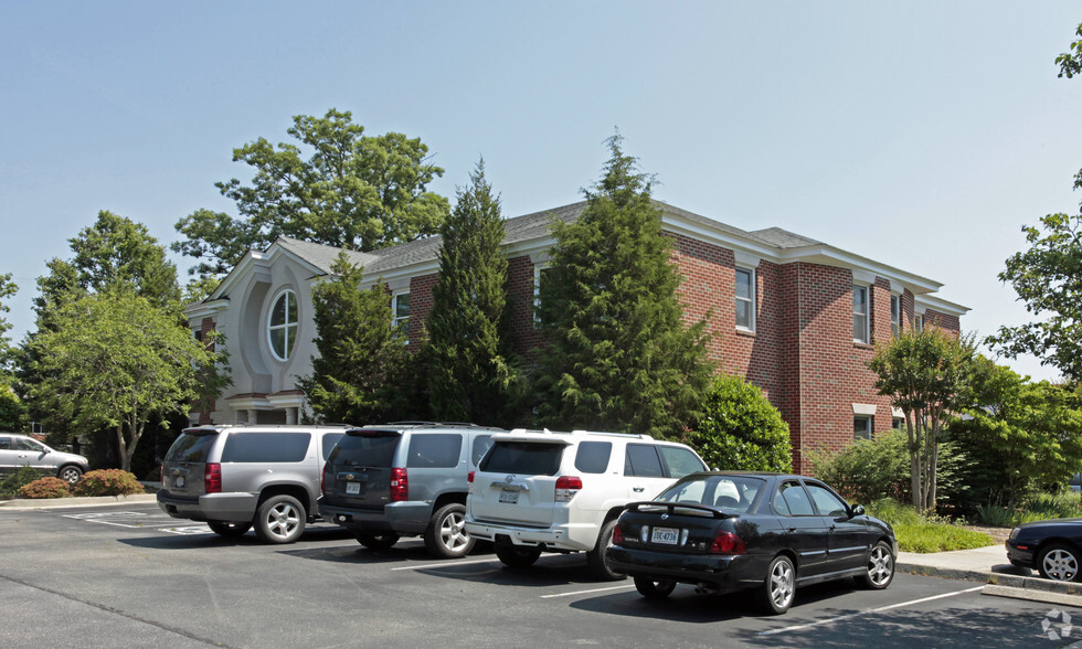 411 Branchway Rd, Richmond, VA for lease - Building Photo - Image 3 of 25