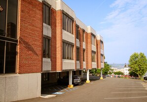 17 S Broadway, Nyack NY - Drive Through Restaurant