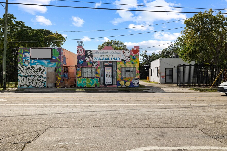 Allapattah | West Of Wynwood Dev. Site. portfolio of 3 properties for sale on LoopNet.com - Building Photo - Image 2 of 6