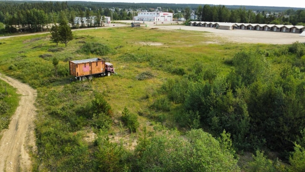 5125 North Avenue ave, Swan Hills, AB for sale - Building Photo - Image 3 of 21