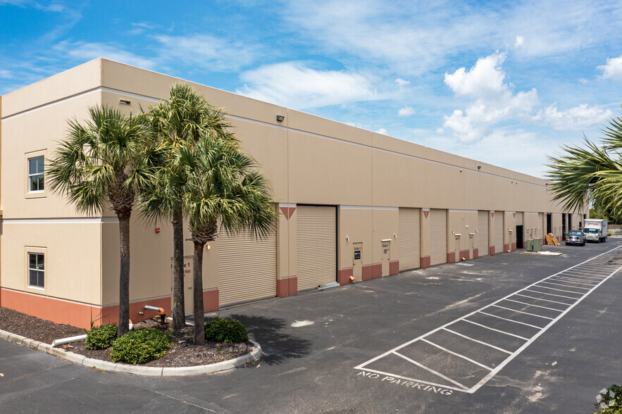 6311 Porter Rd, Sarasota, FL for lease - Building Photo - Image 2 of 17