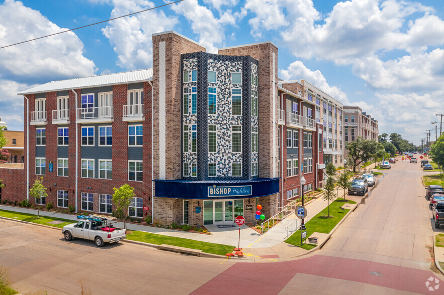 120 N Madison Ave, Dallas, TX for sale - Primary Photo - Image 1 of 1