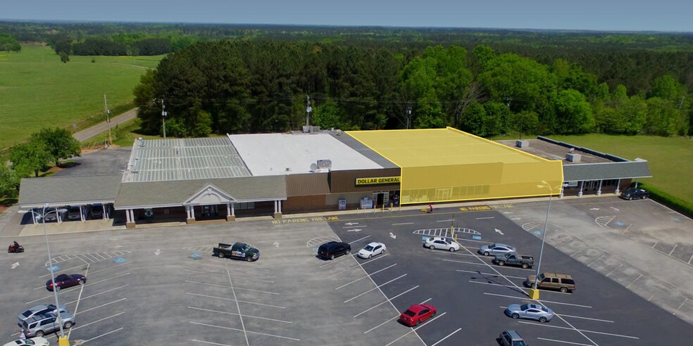 225-229 Apple Square Plz, Edgefield, SC for lease - Building Photo - Image 1 of 2