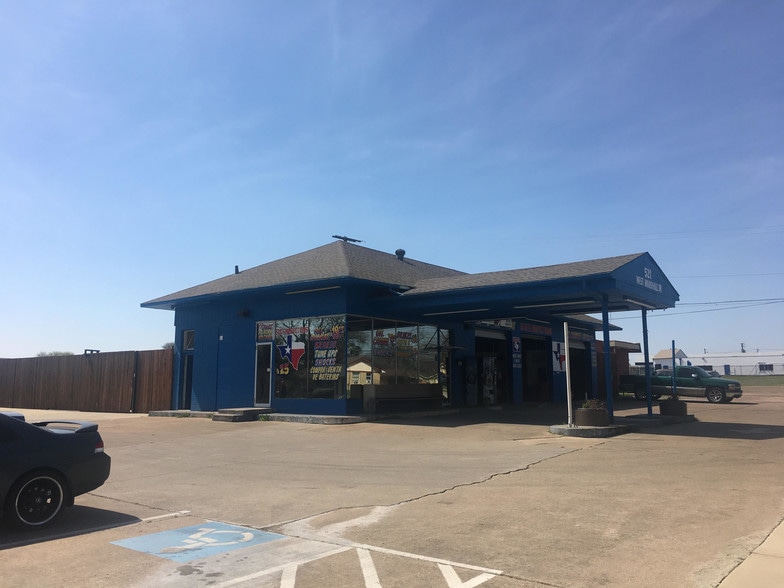 521 W Marshall Dr, Grand Prairie, TX for sale - Building Photo - Image 1 of 1