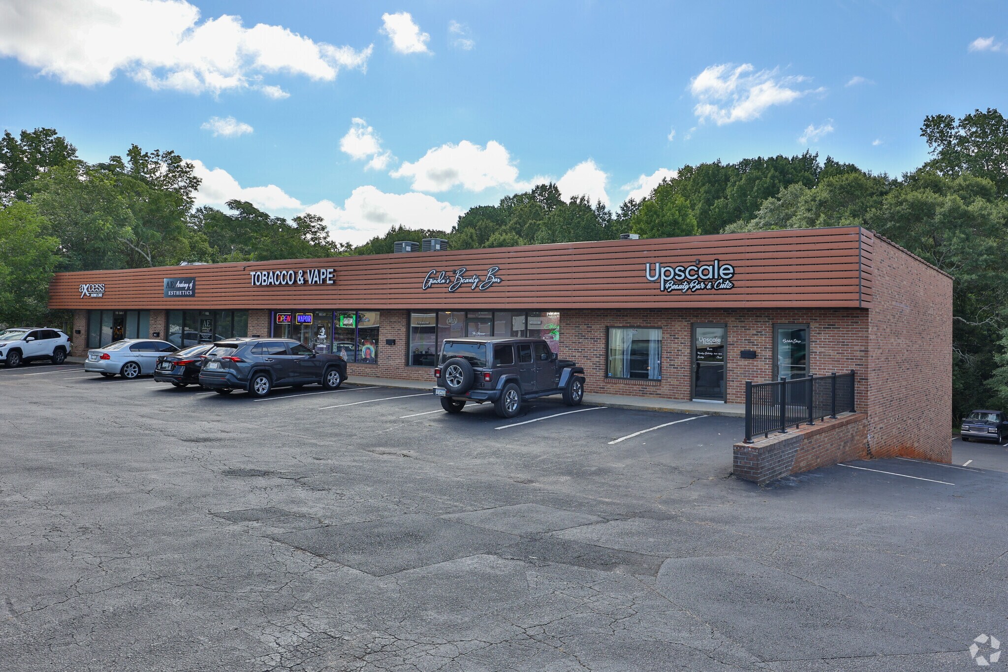 110 E Butler Rd, Mauldin, SC for sale Building Photo- Image 1 of 1