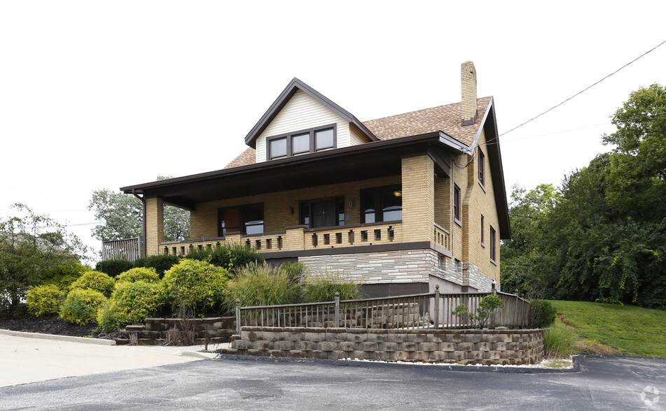 3617 Alexandria Pike, Cold Spring, KY for sale - Primary Photo - Image 1 of 1