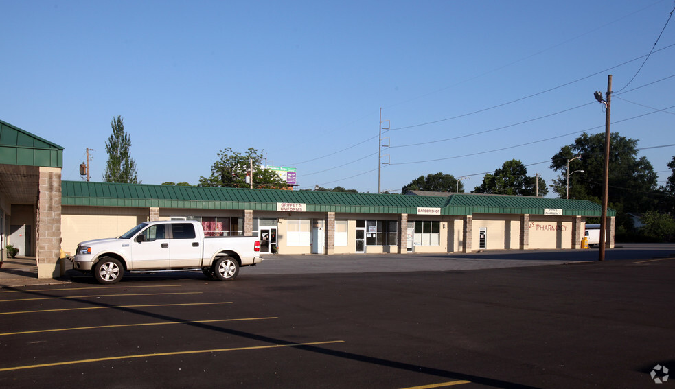 8609 W Markham St, Little Rock, AR for sale - Primary Photo - Image 1 of 1