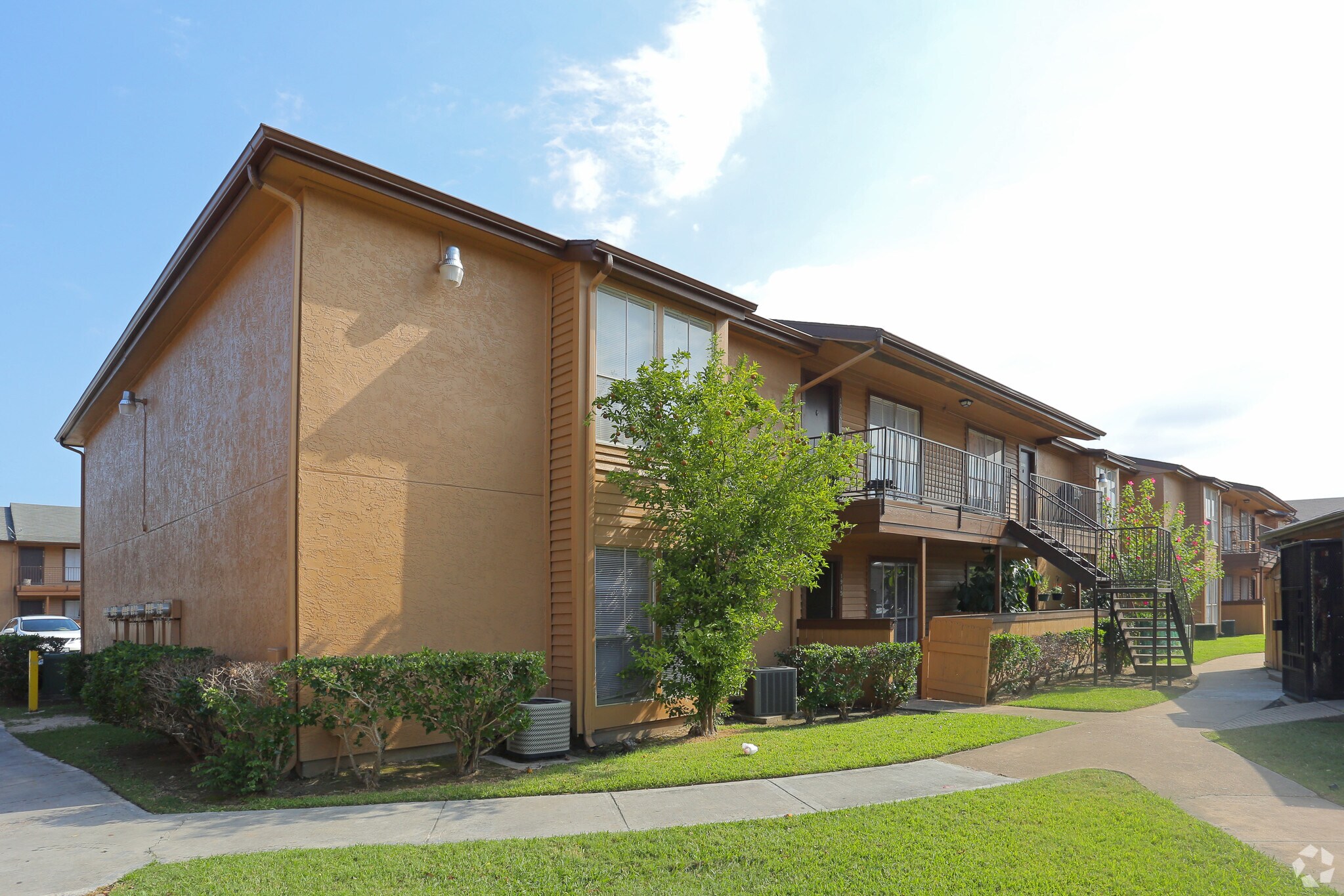 10615 S Beechnut St, Houston, TX for sale Primary Photo- Image 1 of 1