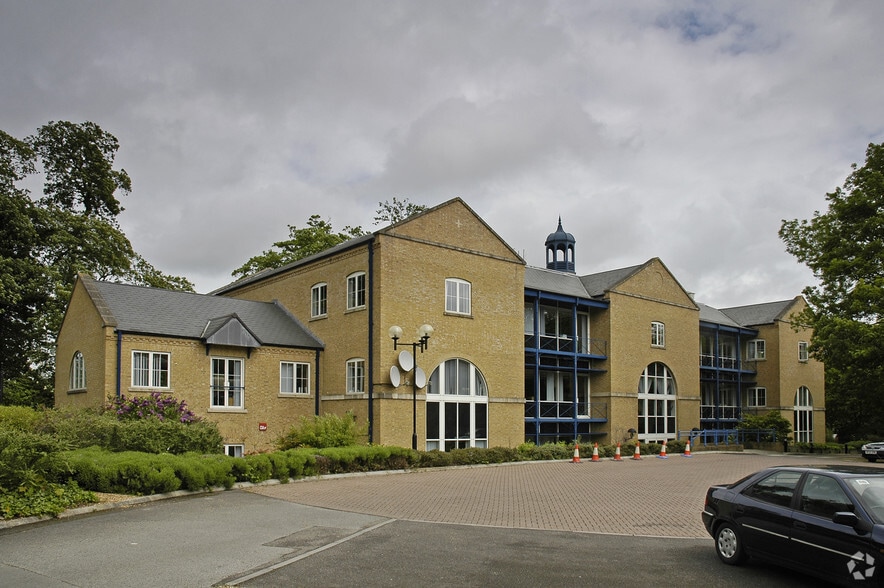Stoneham Ln, Eastleigh for lease - Primary Photo - Image 1 of 20