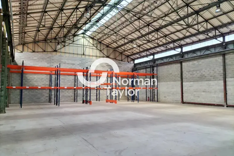 Flex in Béziers for lease Interior Photo- Image 1 of 5