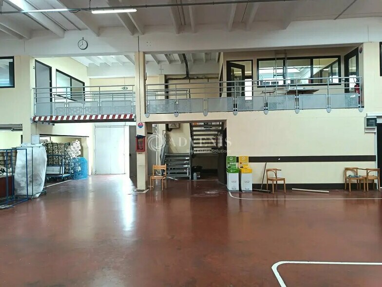 Industrial in Saint-André-lez-Lille for lease - Interior Photo - Image 2 of 5