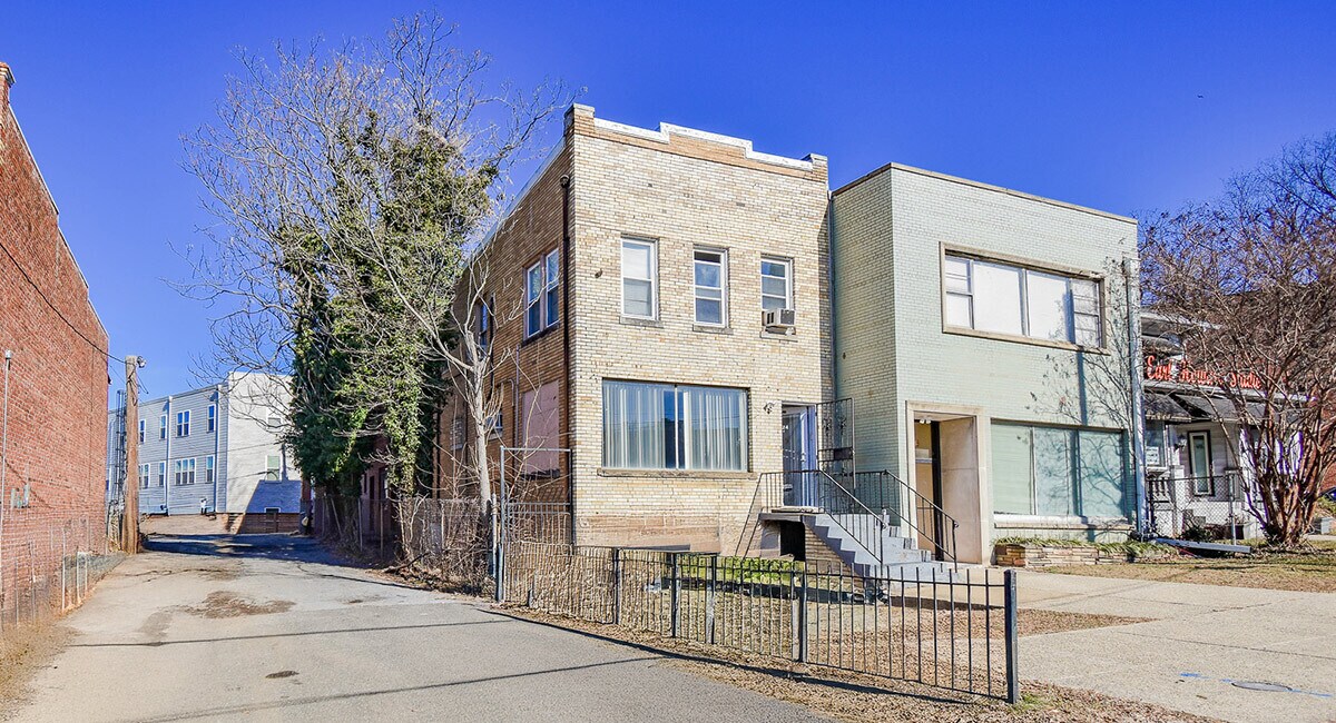 2522 Pennsylvania Ave SE, Washington, DC for sale Primary Photo- Image 1 of 2