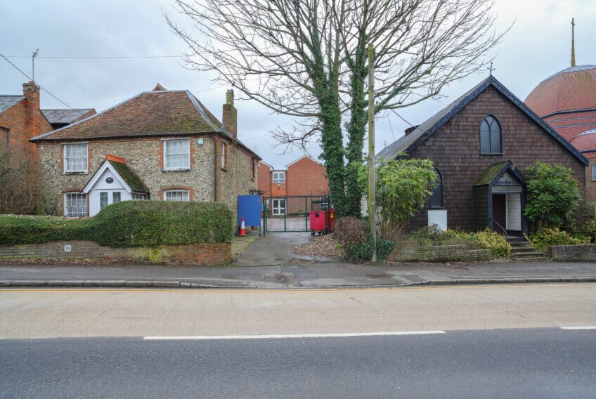 Aylesbury Rd, Princes Risborough for lease - Primary Photo - Image 1 of 1
