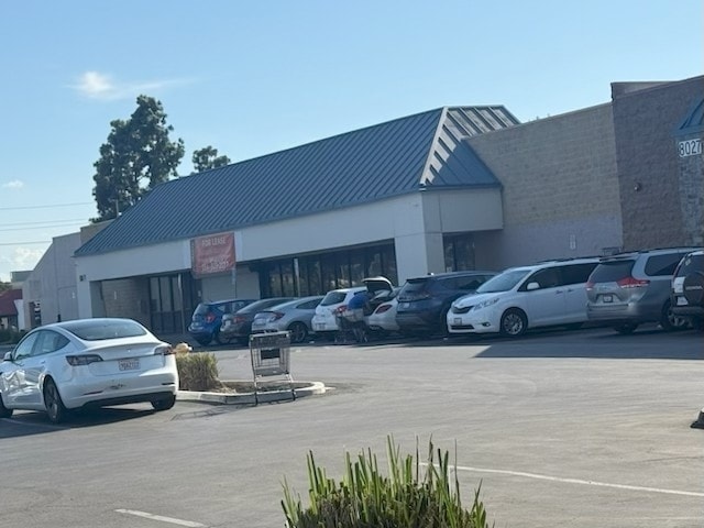 8001 West Ln, Stockton, CA for sale - Building Photo - Image 1 of 11
