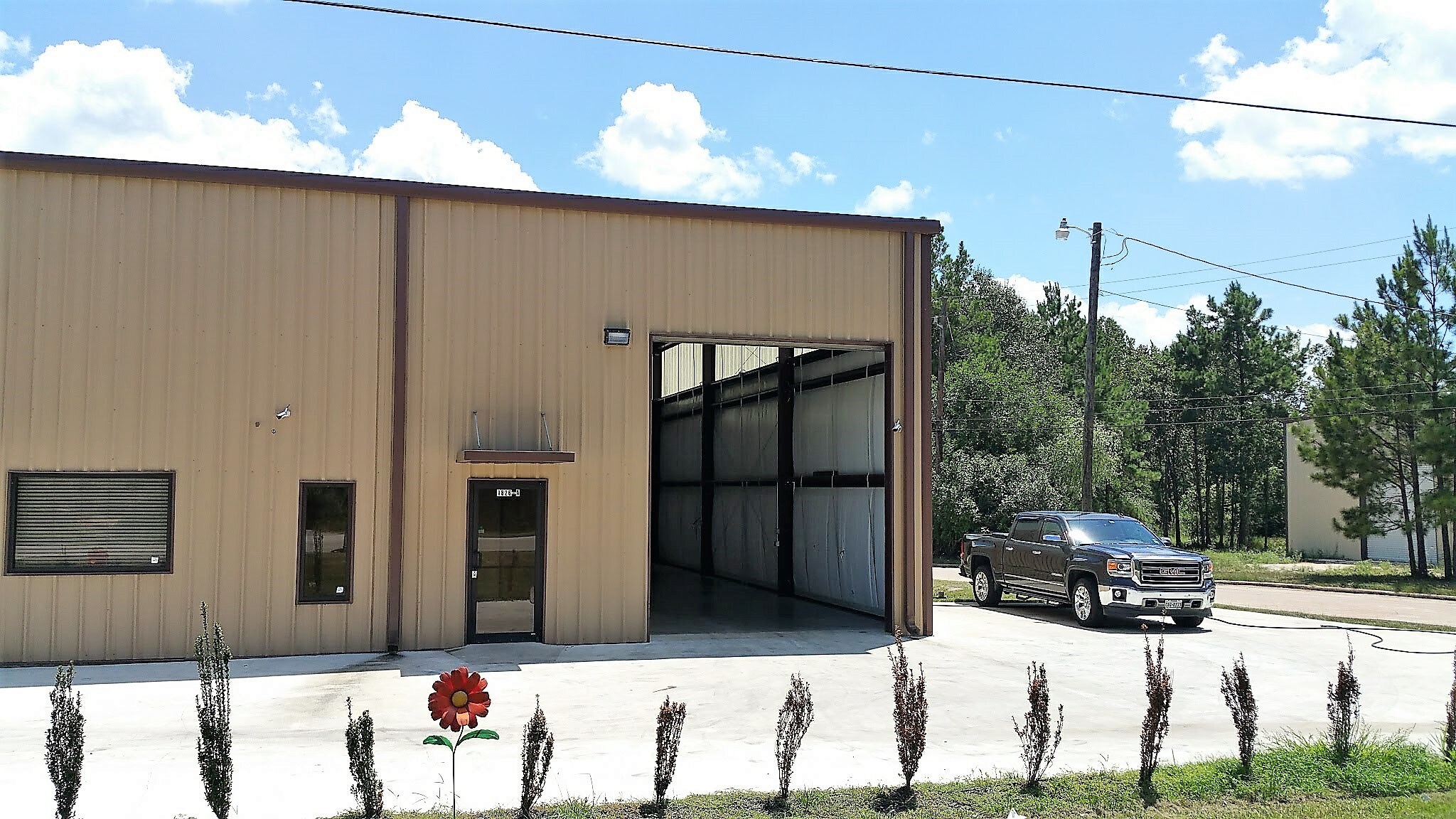 1826 Airport Rd, Conroe, TX for sale Building Photo- Image 1 of 1
