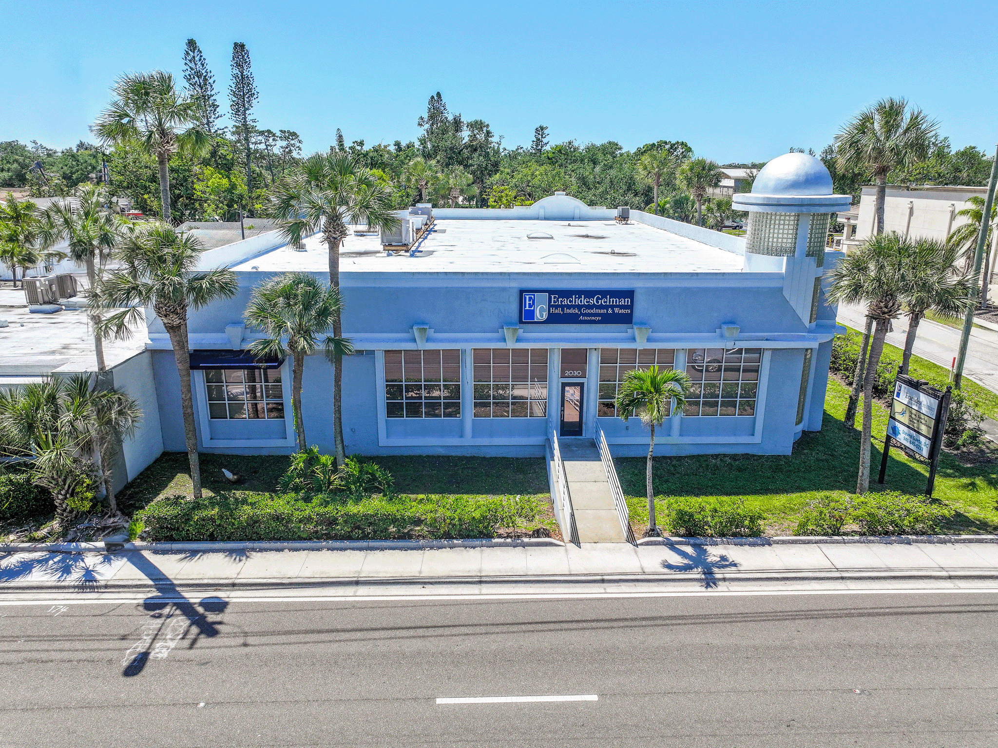 2030 Bee Ridge Rd, Sarasota, FL for sale Building Photo- Image 1 of 30